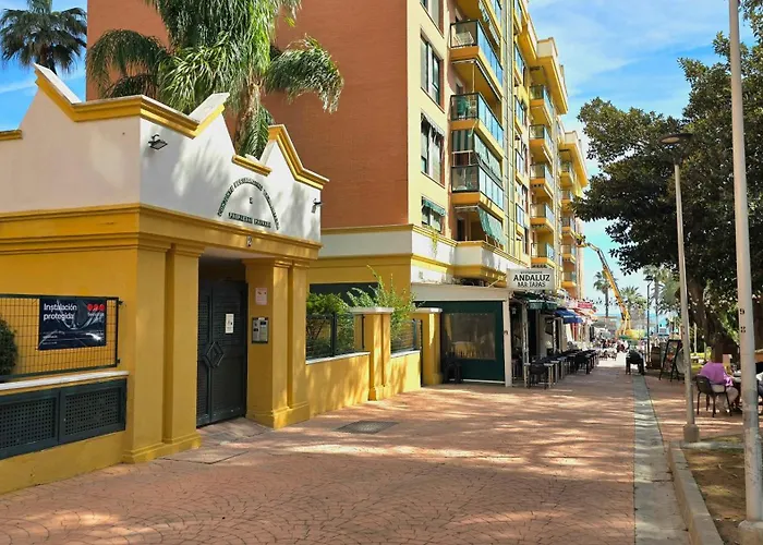 Primera Linea Playa , Front Line Торремолинос